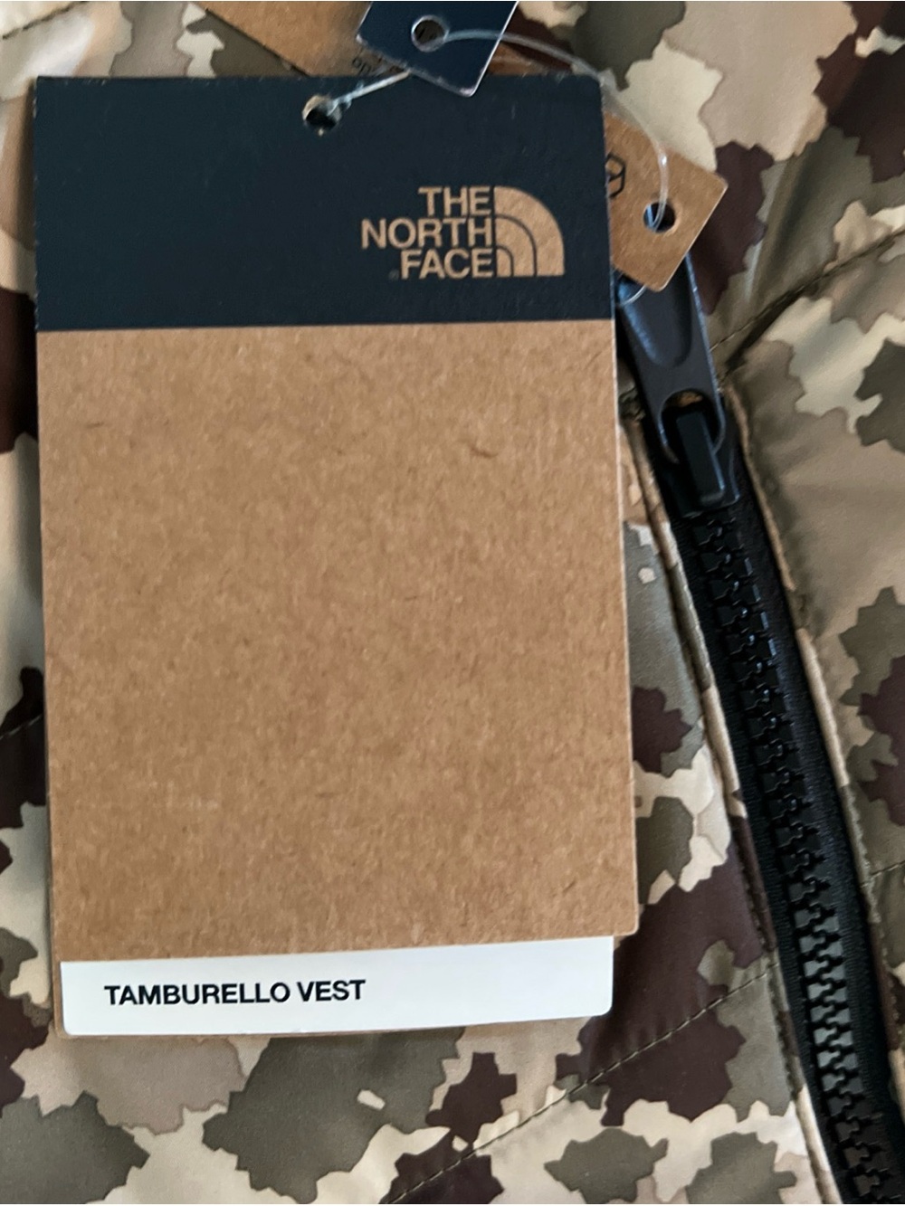 The North Face Camo Tamburello Vest. NWT. Size Medium - Picture 2 of 7